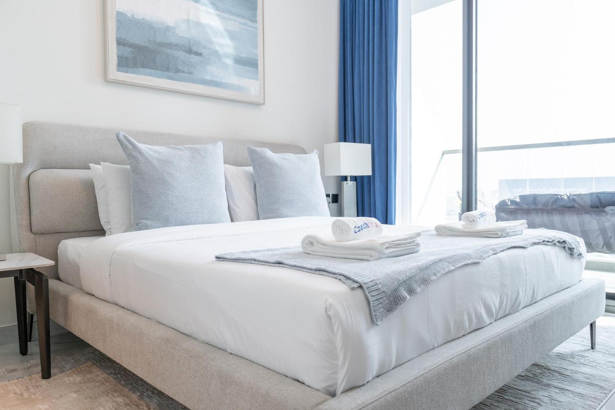 Modern Comforts In Arjan - Chic 1bedroom Apartment