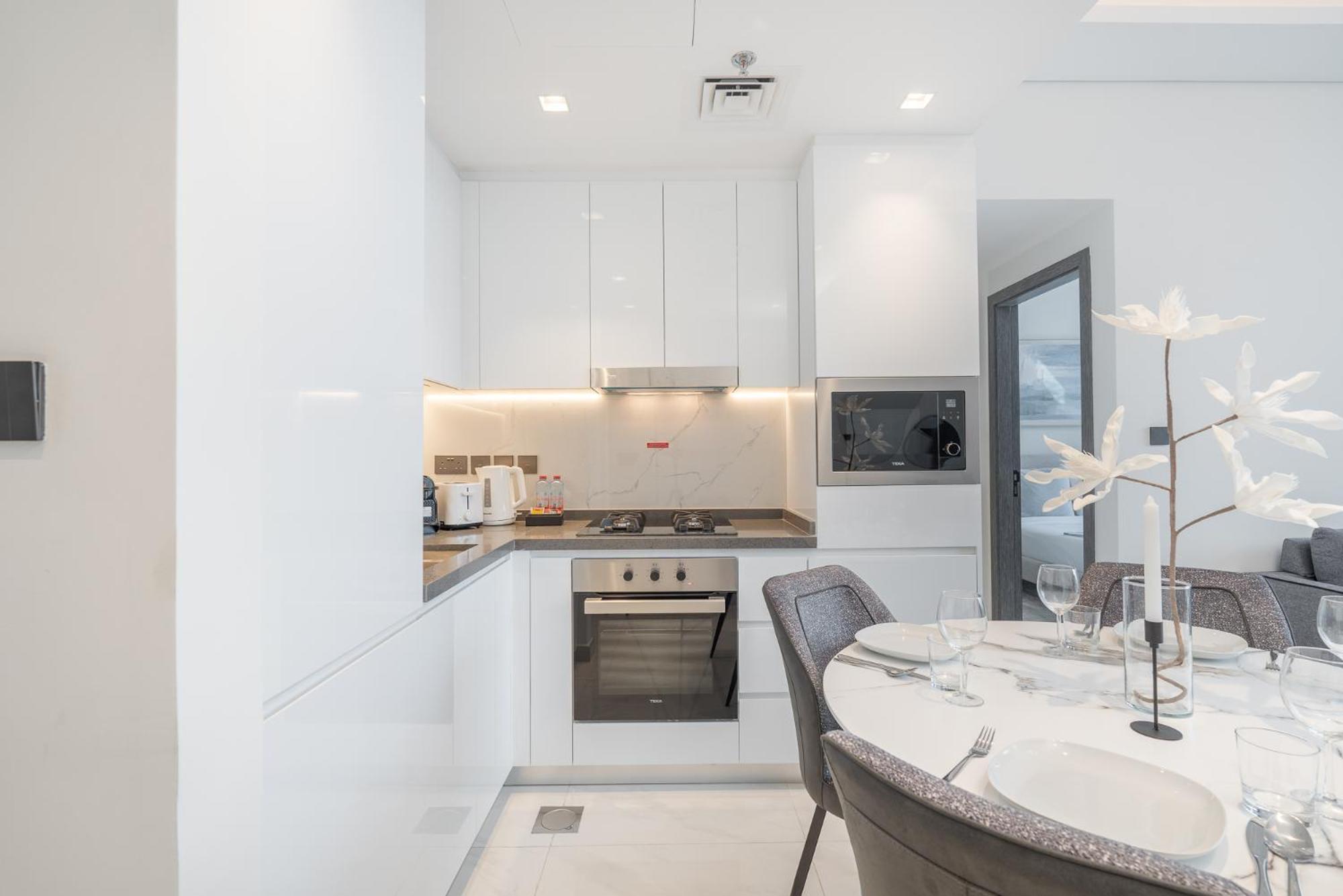 Apartment Modern Comforts In Arjan - Chic 1bedroom