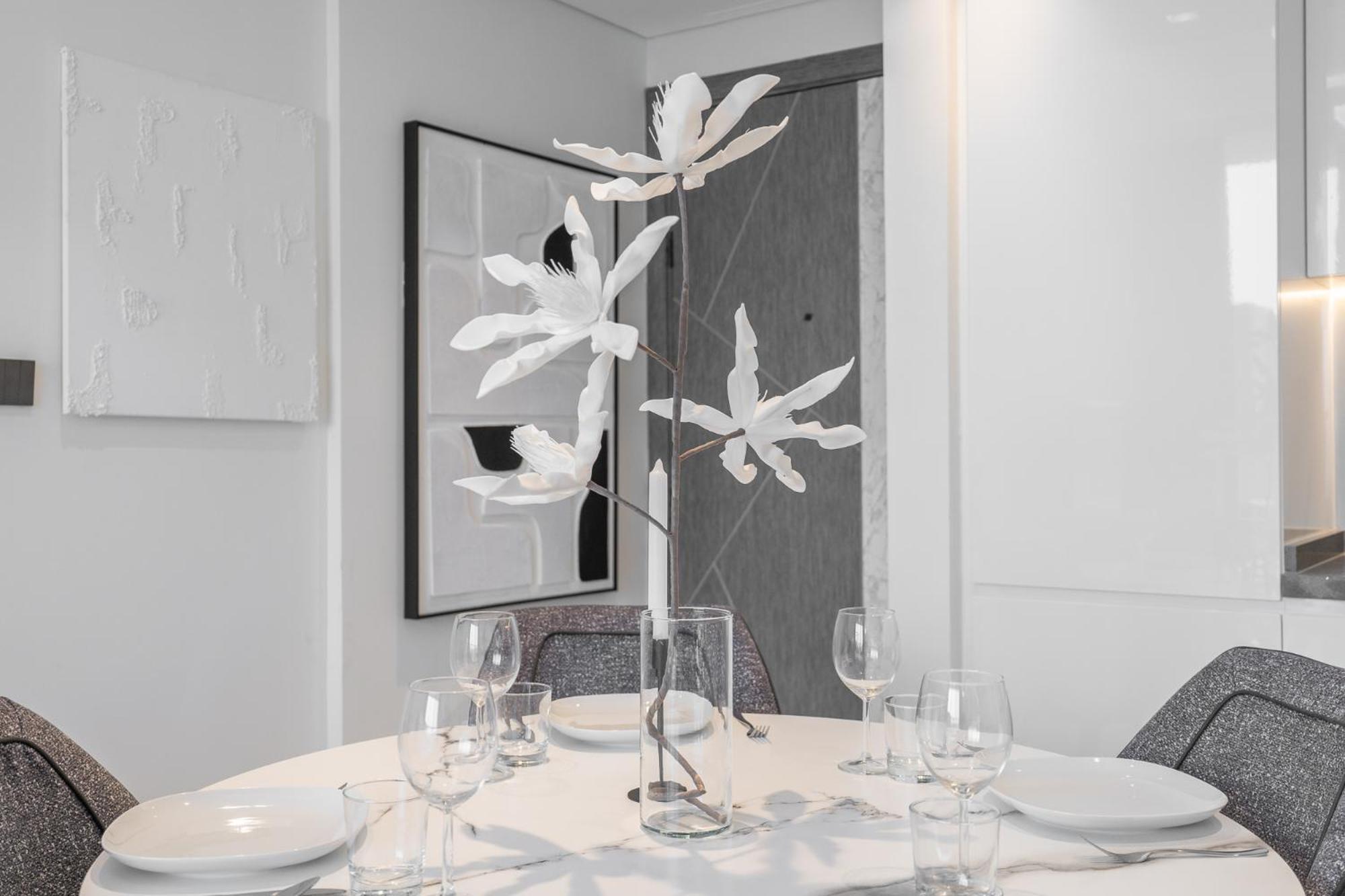 Modern Comforts In Arjan - Chic 1bedroom *
